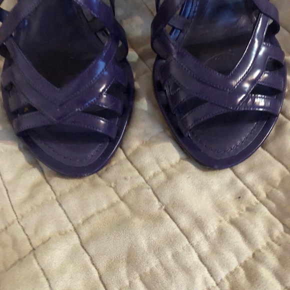 Louis Vuitton purple strap heels - Picture 5 of 8